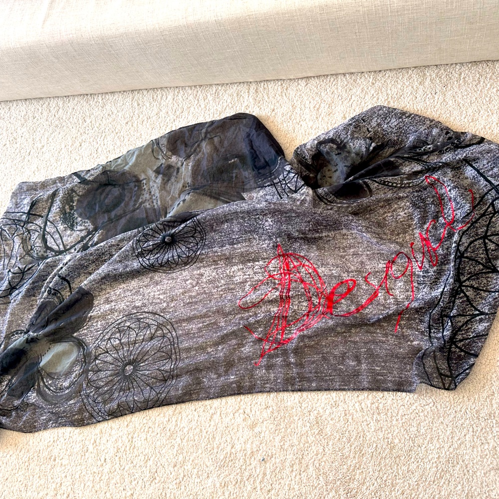 Desigual scarf